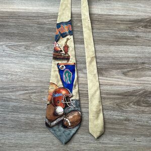 VINTAGE EAGLE WINGS FLORIDA GATORS GRAPHIC TIE